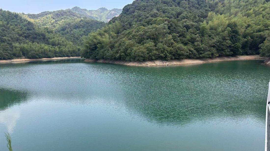 Qingshan Village, 2017, stream monitoring and first newcomers
